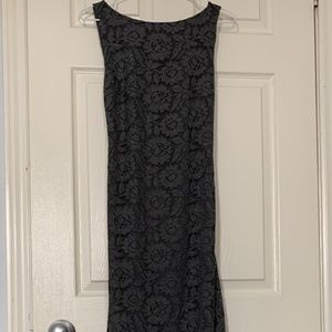 Alice&Olivia Open-Back Lace Maxi Dress